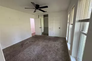 1810 Guinevere St, Arlington, TX 76014 - Photo 12