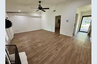 1810 Guinevere Street, Arlington, TX 76014 - Photo 2