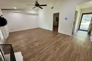 1810 Guinevere St, Arlington, TX 76014 - Photo 2