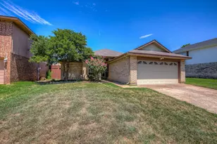 8533 Brushy Creek Trail, Fort Worth, TX 76118 - Photo 4