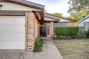 1906 Beacon Way, Fort Worth, TX 76140 - Photo 2