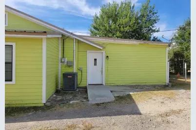 1015 San Benito Drive, Brownwood, TX 76801 - Photo 6