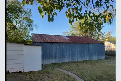 1007 Lackey Street, Brownwood, TX 76801 - Photo 20