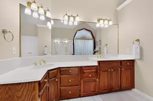 2115 Royal Dominion Ct, Arlington, TX 76006 - Photo 28