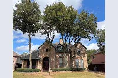 2115 Royal Dominion Court, Arlington, TX 76006 - Photo 4