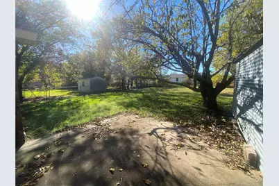 808 N Hughes Street, Howe, TX 75459 - Photo 18