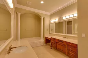 566 Rockingham Dr, Irving, TX 75063 - Photo 16