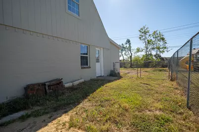 13008 Horseshoe Trail, Balch Springs, TX 75180 - Photo 20