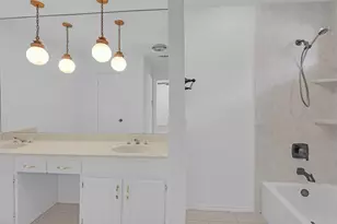 1601 Meadowlane Terrace, Fort Worth, TX 76112 - Photo 24