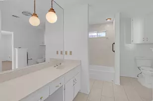 1601 Meadowlane Terrace, Fort Worth, TX 76112 - Photo 22