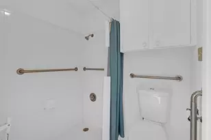 1601 Meadowlane Terrace, Fort Worth, TX 76112 - Photo 32