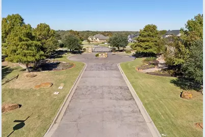 1011 Braewood Court, Oak Point, TX 75068 - Photo 12