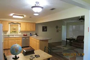 7100 Canterbury Dr, Waco, TX 76712 - Photo 2