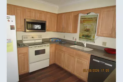 7100 Canterbury Drive, Waco, TX 76712 - Photo 4