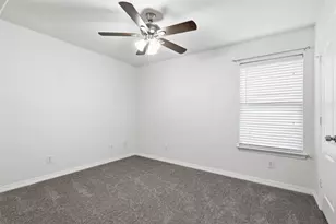 509 Forest Edge St, Burleson, TX 76028 - Photo 14