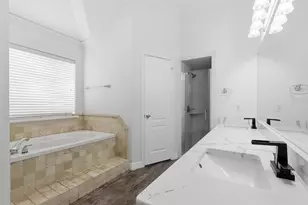 509 Forest Edge St, Burleson, TX 76028 - Photo 12