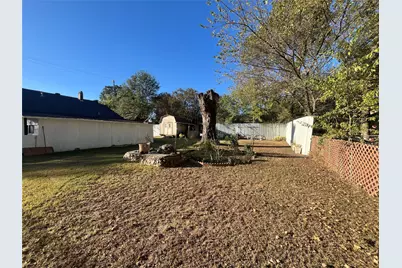 404 NE 17th Street, Paris, TX 75460 - Photo 22