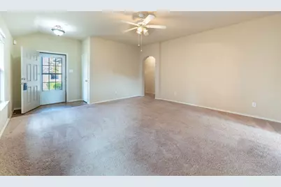 216 Chimney Rock Drive, Waxahachie, TX 75167 - Photo 4