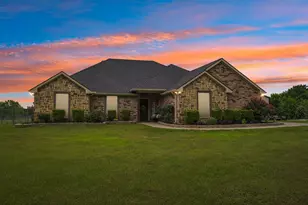 3676 Co Rd 2208, Greenville, TX 75402 - Photo 2