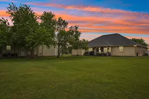 3676 Co Rd 2208, Greenville, TX 75402 - Photo 36