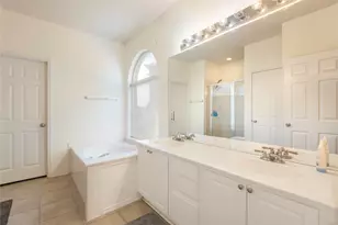 10236 Sourwood Dr, Fort Worth, TX 76244 - Photo 14