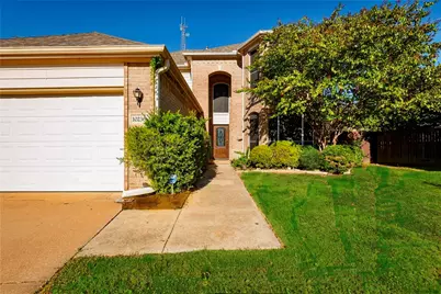 10236 Sourwood Drive, Fort Worth, TX 76244 - Photo 2