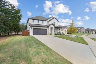 2469 Pinnacle Pl, Corinth, TX 76210 - Photo 2