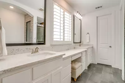 2009 Roundtree Circle E, Fort Worth, TX 76008 - Photo 18