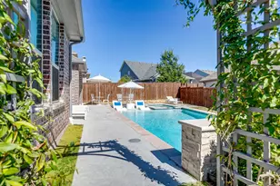 2009 Roundtree Cir E, Fort Worth, TX 76008 - Photo 36