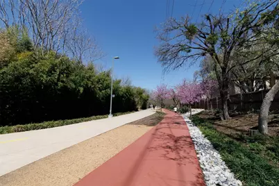 4044 Buena Vista #104, Dallas, TX 75204 - Photo 10