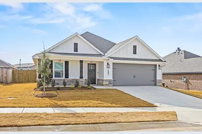 102 Maverick Trail, Valley View, TX 76272 - Photo 2