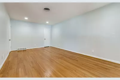 6529 Saint Moritz Avenue, Dallas, TX 75214 - Photo 8