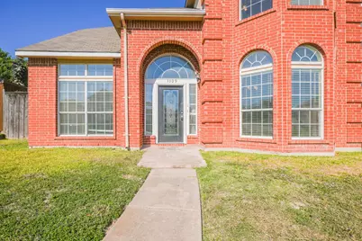 1109 Ashford Drive, DeSoto, TX 75115 - Photo 2