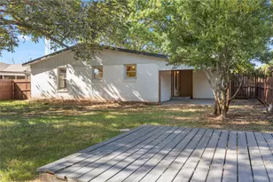 2221 N Alexander St, Sherman, TX 75092 - Photo 28