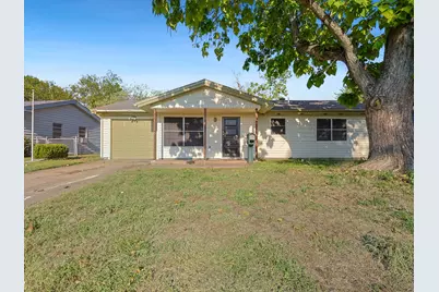 804 Milam Drive, Euless, TX 76039 - Photo 2