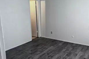 8110 Skillman St, Dallas, TX 75231 - Photo 14