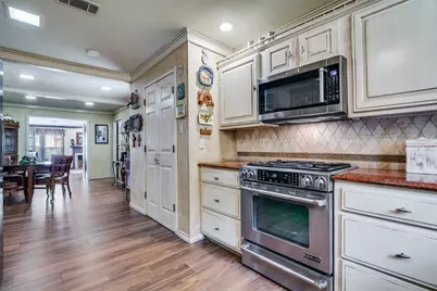 713 Meadow Drive, Corsicana, TX 75110 - Photo 14