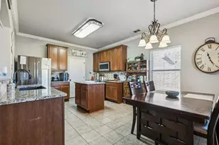 420 Goldstone Ln, Fort Worth, TX 76131 - Photo 8