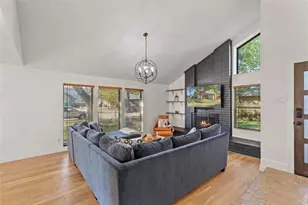 1704 Elk Grove Dr, Richardson, TX 75081 - Photo 6