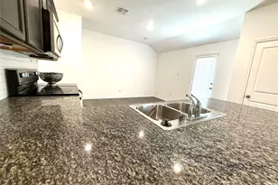 1018 Old Oaks Dr, Forney, TX 75126 - Photo 8