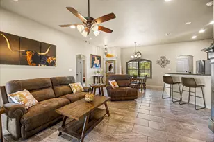 4001 Marana Dr, Granbury, TX 76048 - Photo 14