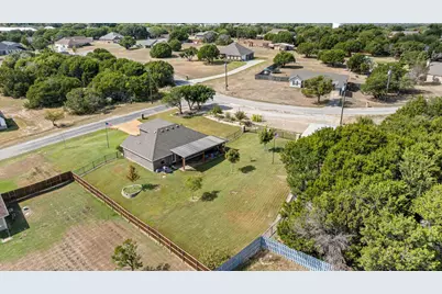 4001 Marana Drive, Granbury, TX 76048 - Photo 40