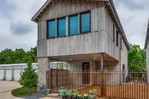 905 Blackland Ct, Dallas, TX 75243 - Photo 2