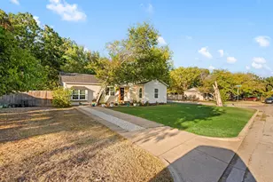 7127 Maple Park Dr, Richland Hills, TX 76118 - Photo 6