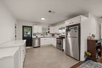 7127 Maple Park Drive, Richland Hills, TX 76118 - Photo 14