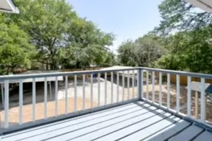 4512 Sycamore St, Dallas, TX 75204 - Photo 10