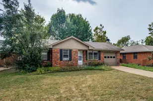 1108 Laguna Dr, Denton, TX 76209 - Photo 2