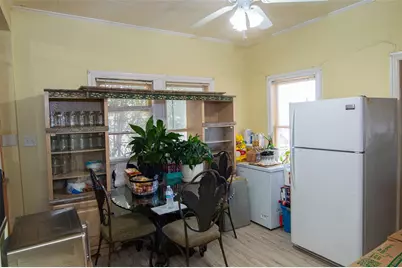 2011 Ramsey Avenue, Dallas, TX 75216 - Photo 4