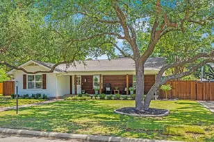 404 Paula, McKinney, TX 75069 - Photo 2