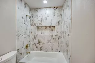 8735 Charing Cross Ln, Dallas, TX 75238 - Photo 26